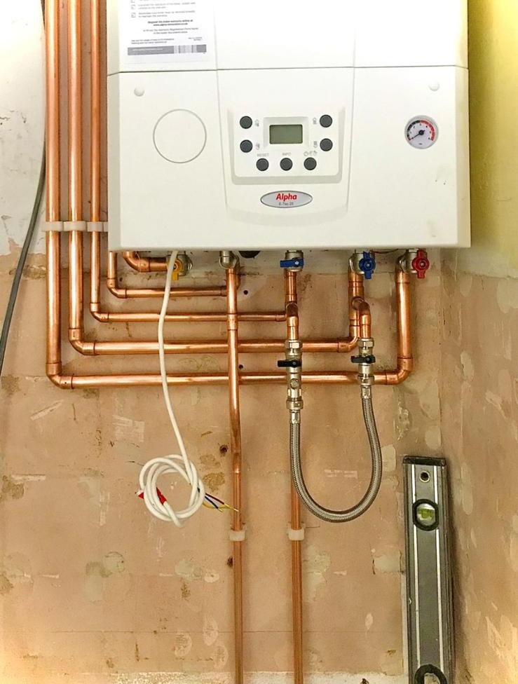 Alpha boiler with copper manifold pipework